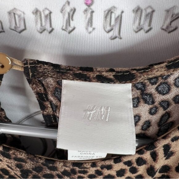 H&M dress ruffle hem cheetah animal print Brown Leopard Print Dress keyhole - Picture 6 of 9